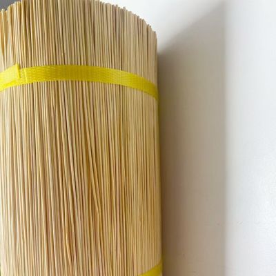 কারখানার সরাসরি বিক্রয় পরিবেশ-বান্ধব বাঁশের ধূপের কাঠি ১.৩ মিমি গোলাকার প্রাকৃতিক ভারতীয় আগরবাতি ধূপের কাঠি